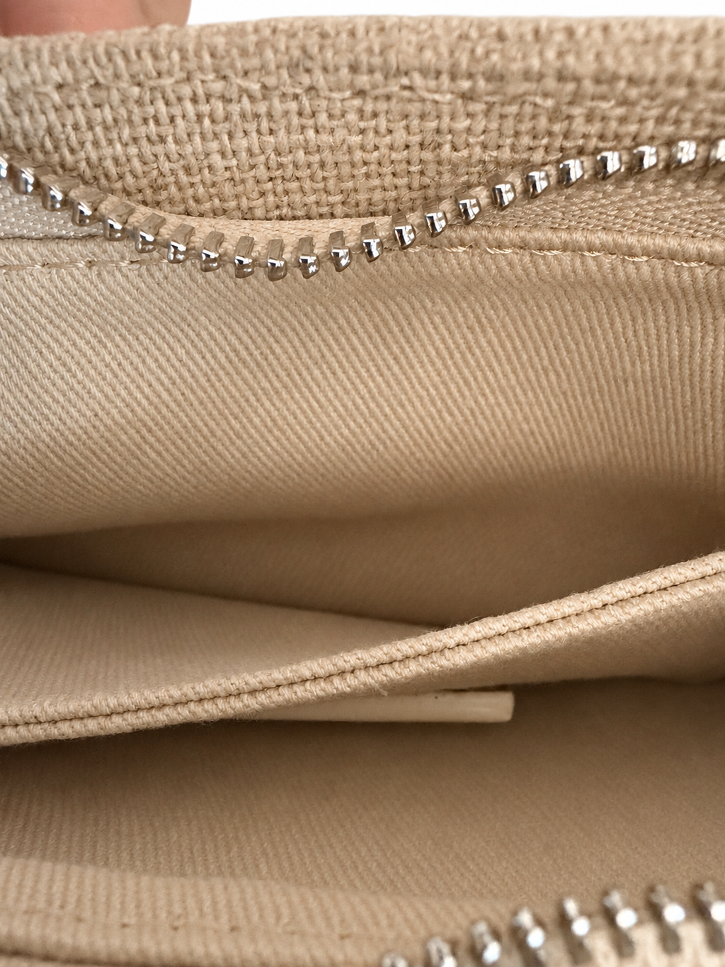 Jacquemus Le Bisou Gros Grain Shoulder Bag – Ecru Textured Canvas