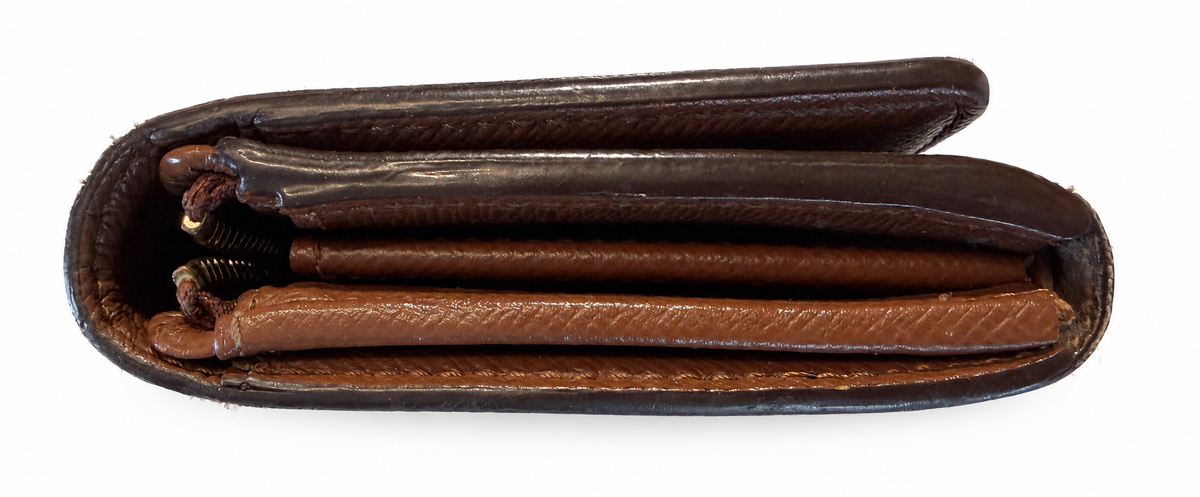 Louis Vuitton Vintage Monogram Bifold Medium Wallet – Brown Monogram Canvas